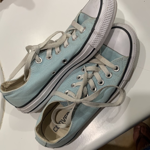 Converse - Picture 3 of 4